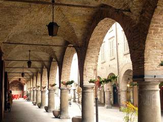 Romano di Lombardia, i portici